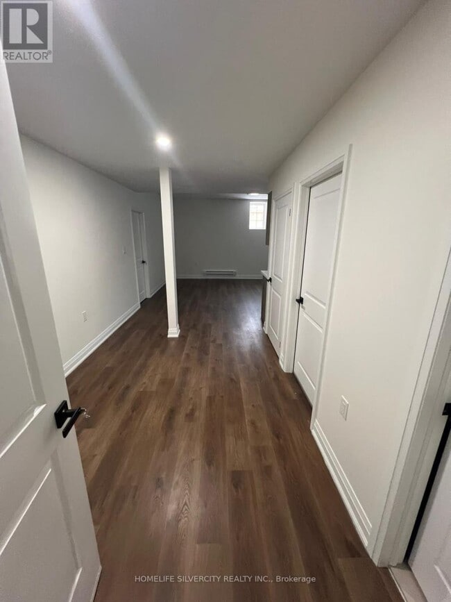 Photo du bâtiment - 51 Wainfleet Cres