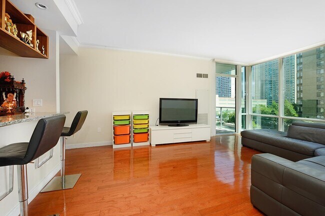 Foto del edificio - 20 Newport Pkwy