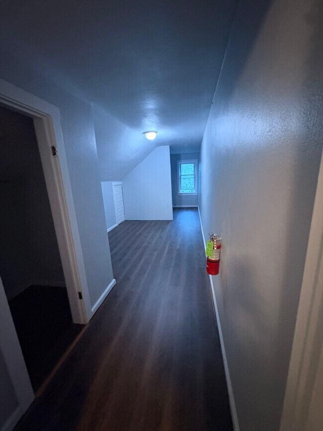 Foto del edificio - 1018 Bucknell Ave