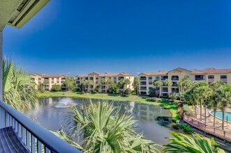 Building Photo - 500 Uno Lago Dr