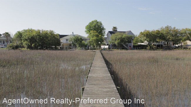 Building Photo - 4 br, 2 bath House - 1185 Crab Walk