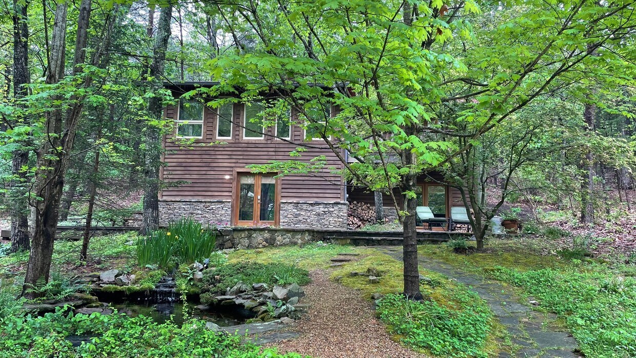 Foto principal - 561 Sand Mountain Rd