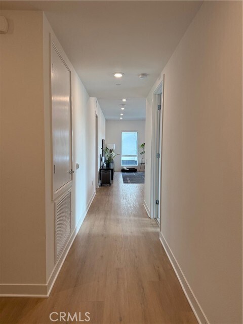 Primary Photo - 3414 Rivington