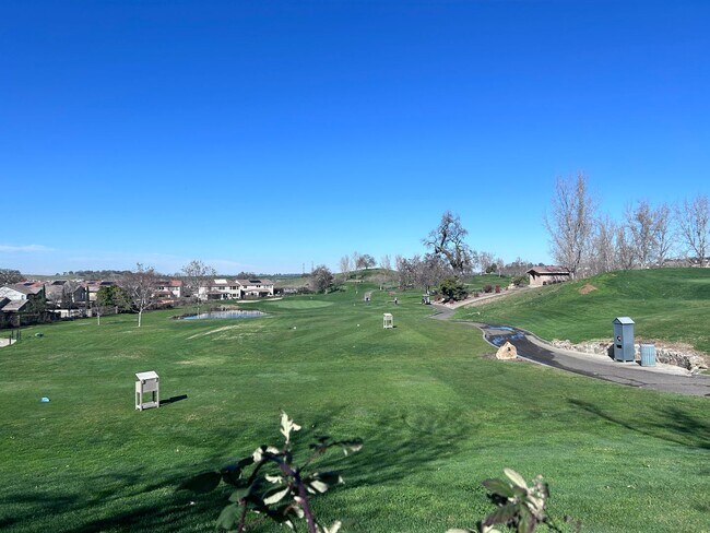 Foto del edificio - Golf Course View!