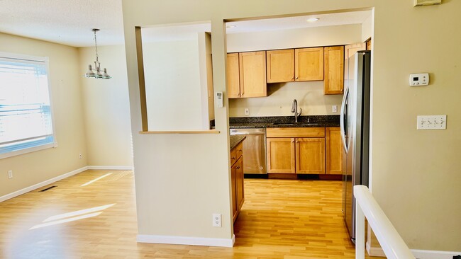 Kitchen and dining 2 - 4092 S Meadowlark Rd