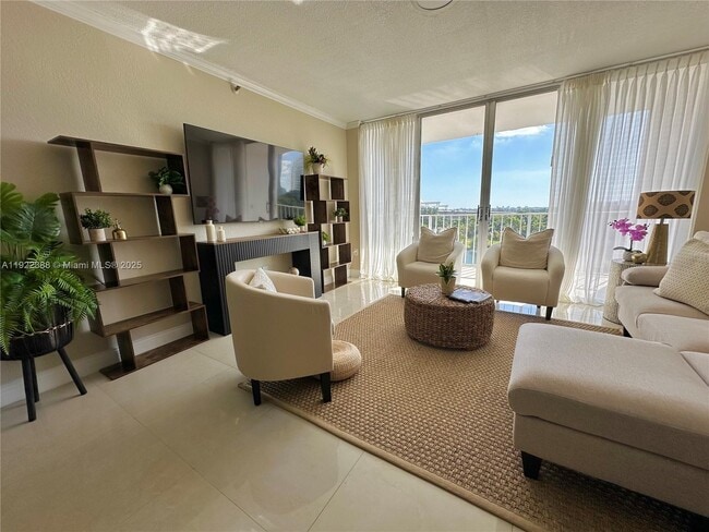 Foto del edificio - 1700 NW N River Dr