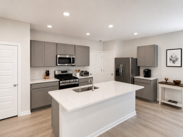 Foto del edificio - 644 Emerson Ln