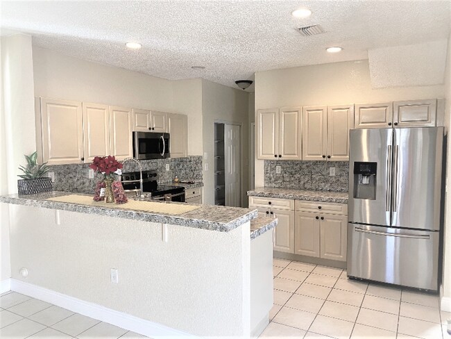 Foto del edificio - 14300 SW 159th Pl