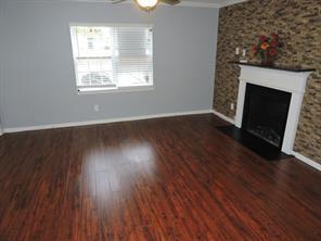 Building Photo - 295 Winding River Dr