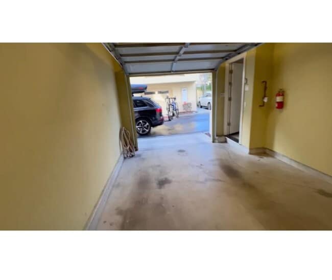 Building Photo - 447 Topaz Terrace