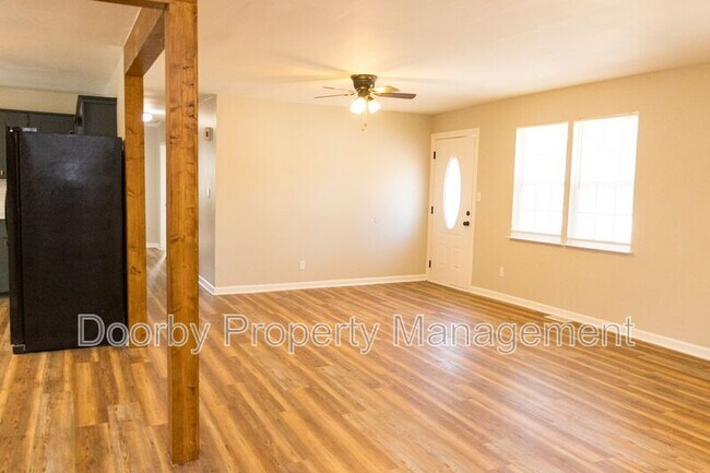 Foto del edificio - 415 Glenn St