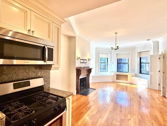 Foto del edificio - 247 Newbury St