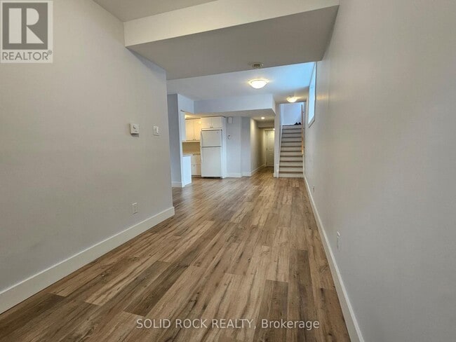 Building Photo - 846 Alpine Ave