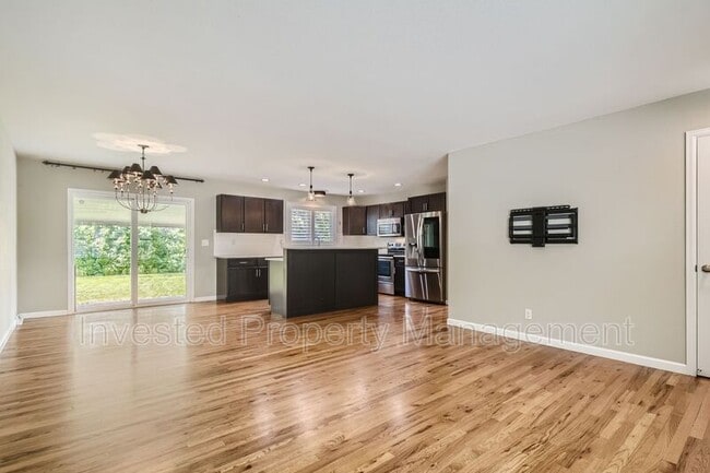 Building Photo - 5007 S Mabre Ct