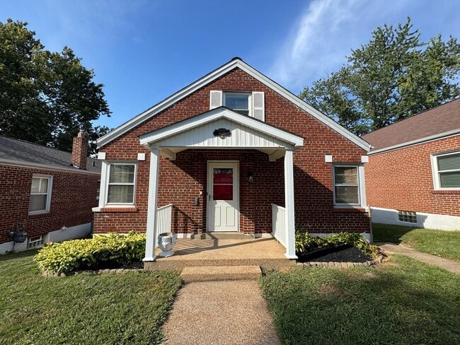 Building Photo - 6621 Marmaduke Ave