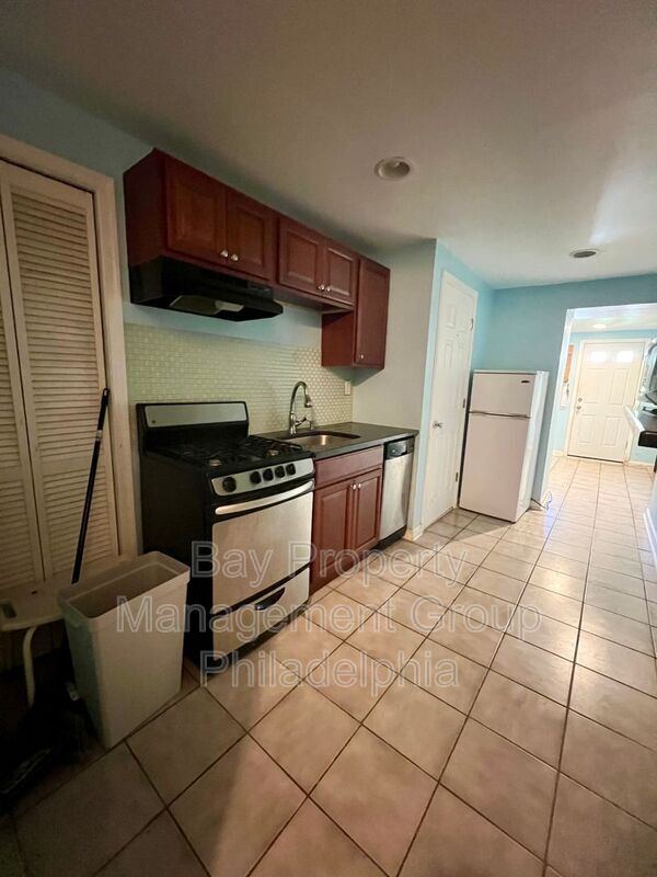 Foto del edificio - 4728 Smick St