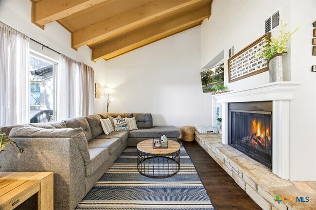 Foto del edificio - 1135 Parkview Dr