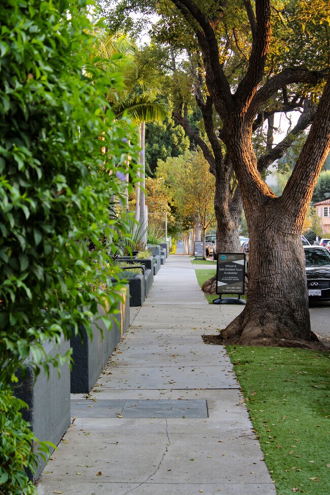 Foto del edificio - 1818 N New Hampshire Ave