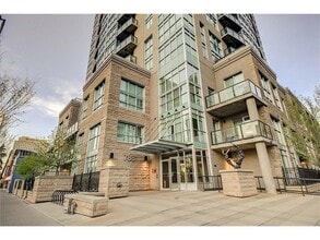 Building Photo - 788-1412 12 Ave SW