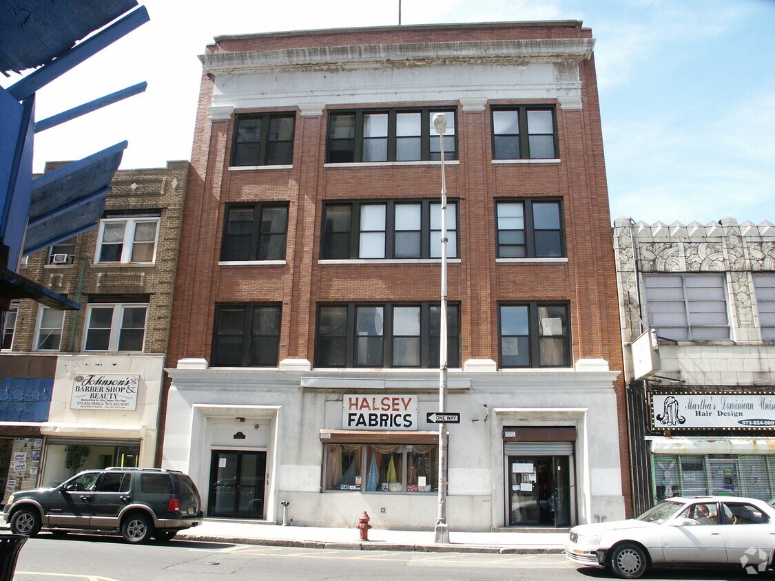 91 Halsey Street Apartments in Newark, NJ