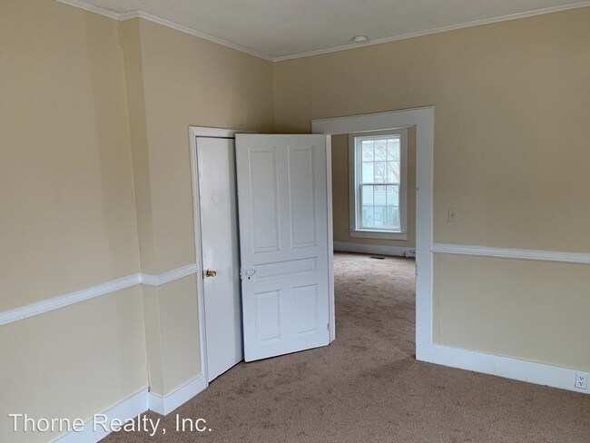 Building Photo - 2 br, 1 bath House - 204 Hall Street
