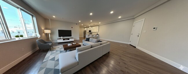 Photo - 1631 Point Breeze Ave Apartment