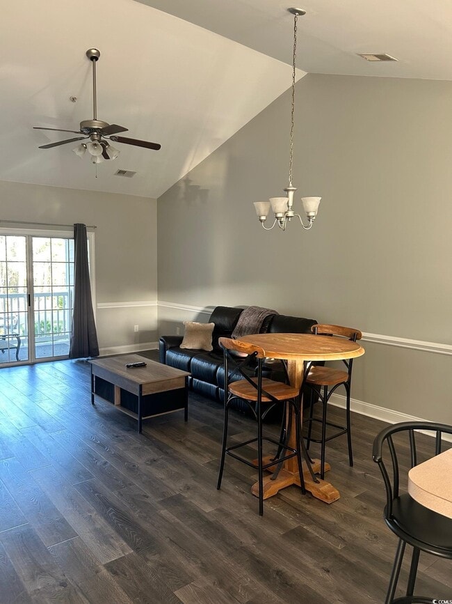 Building Photo - 4139 Hibiscus Dr