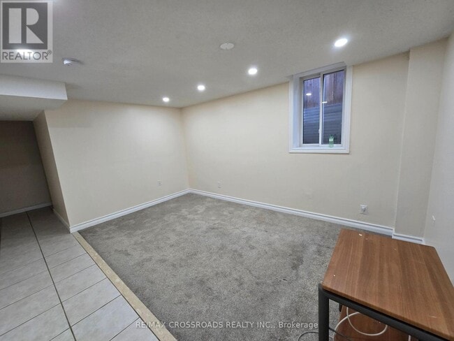 Building Photo - 34 Sonley Dr