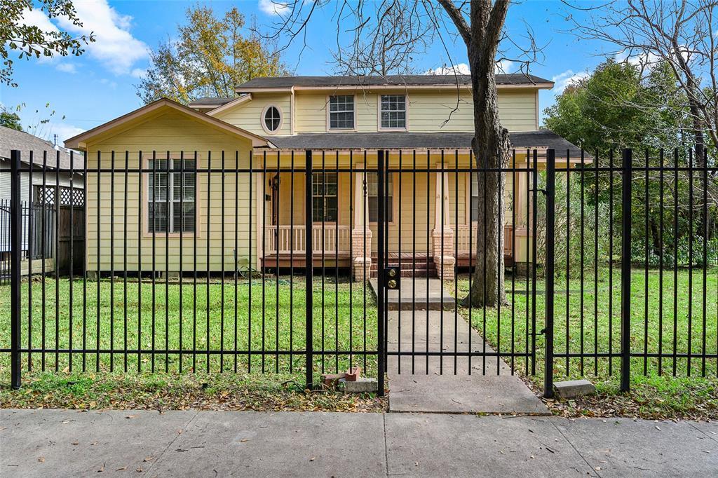 Foto principal - 1602 Arlington St