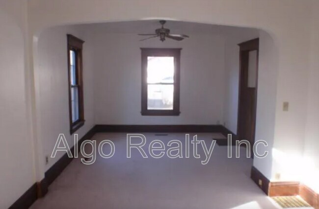 Foto del edificio - 2623 N Humboldt Ave