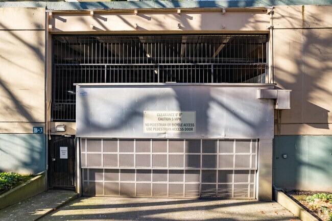 Building Photo - Harrison East