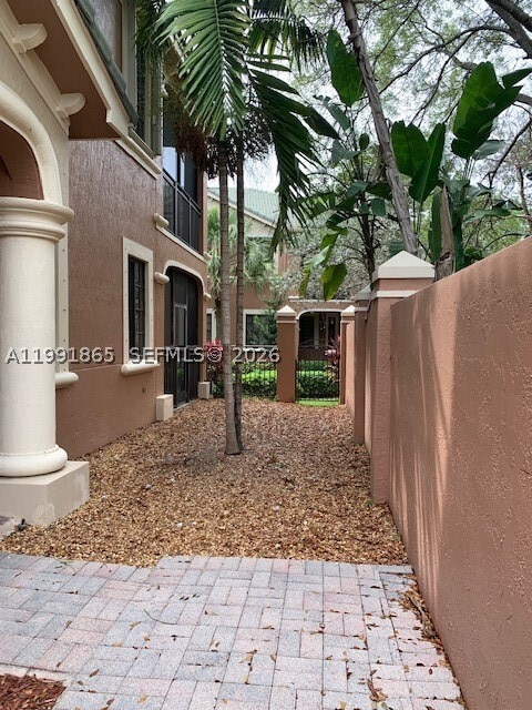 Foto del edificio - 2800 Kinsington Cir