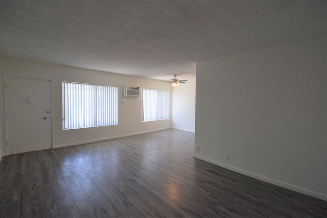 Building Photo - 12050 Tiara St