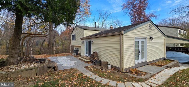 Foto del edificio - 9004 Flicker Pl