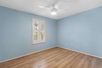 Building Photo - 77 Sugar Grove Ct