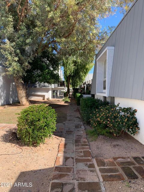 Primary Photo - 3416 N 44th St