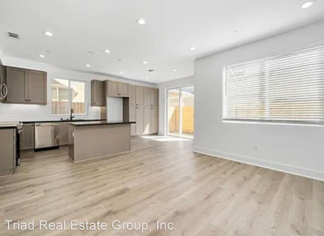 Building Photo - 4 br, 3.5 bath House - 1837 San Luis Ranch...