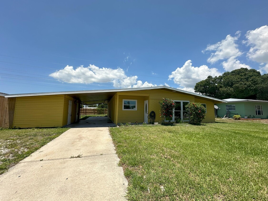 Primary Photo - 3335 Dudley St