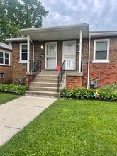 Building Photo - 47 157th St