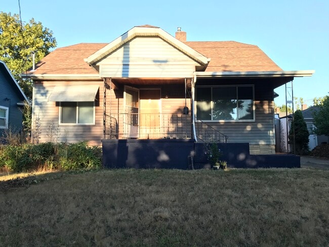 The House - 7016 N Atlantic Ave