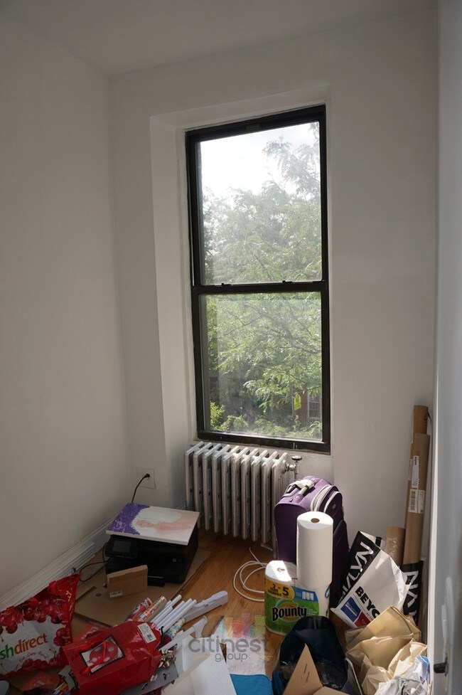 Foto del edificio - 481 7th Ave