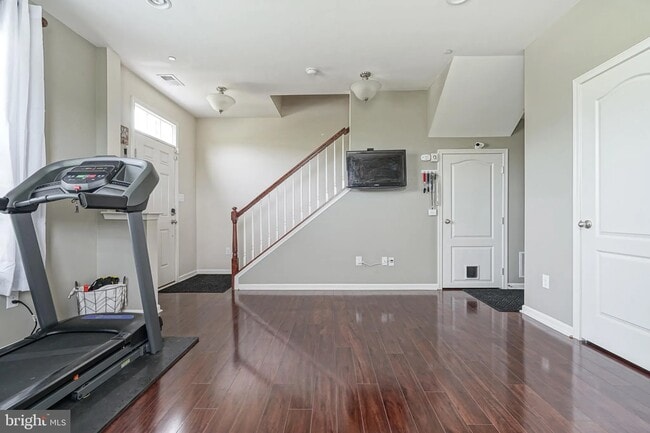 Building Photo - 465 Wistar Pl