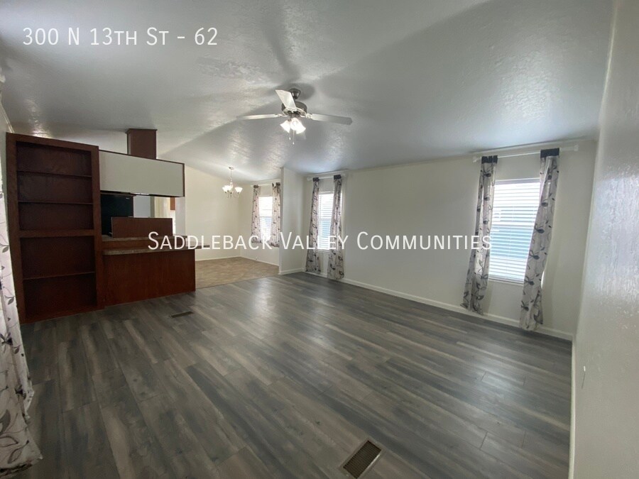 Foto principal - 300 N 13th St
