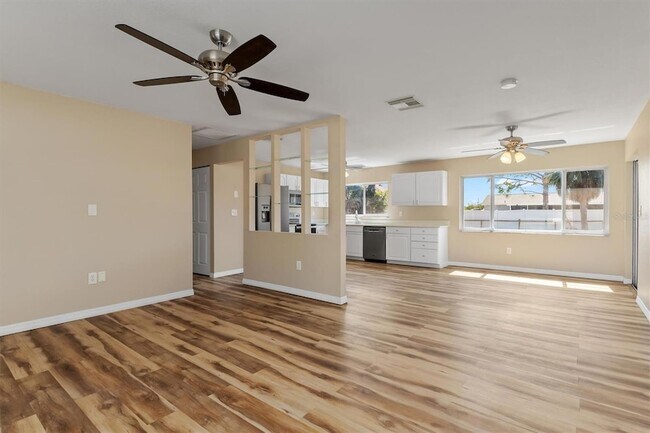 Foto del edificio - 18019 Avonsdale Cir