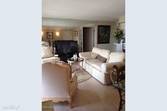 Foto del edificio - 5300 Ocean Beach Blvd