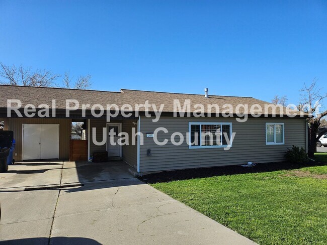 Building Photo - Pet Friendly Orem Home
