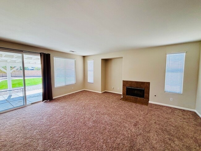 Building Photo - 4640 Trojan Ct