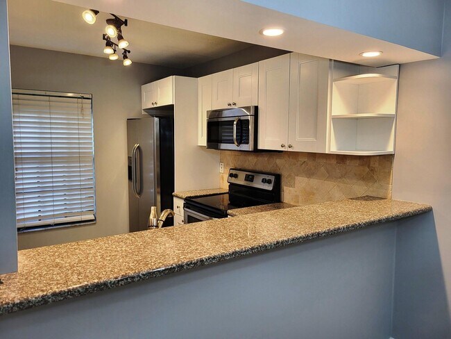Building Photo - 2538 NW 89th Dr