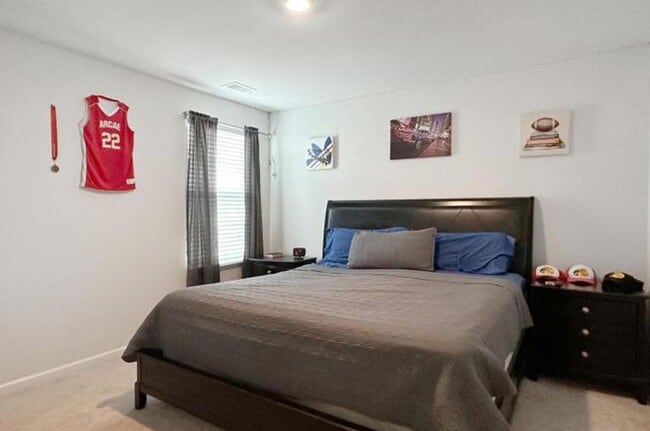 Building Photo - Spacious 5 Bedroom Home in West Ashley – P...