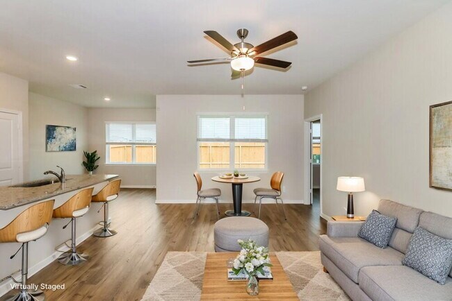 Foto del edificio - 7611 Tipton Meadow Way